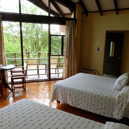 Tenorio Lodge Bijagua Rum bild