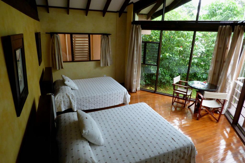 Tenorio Lodge Bijagua Rum bild